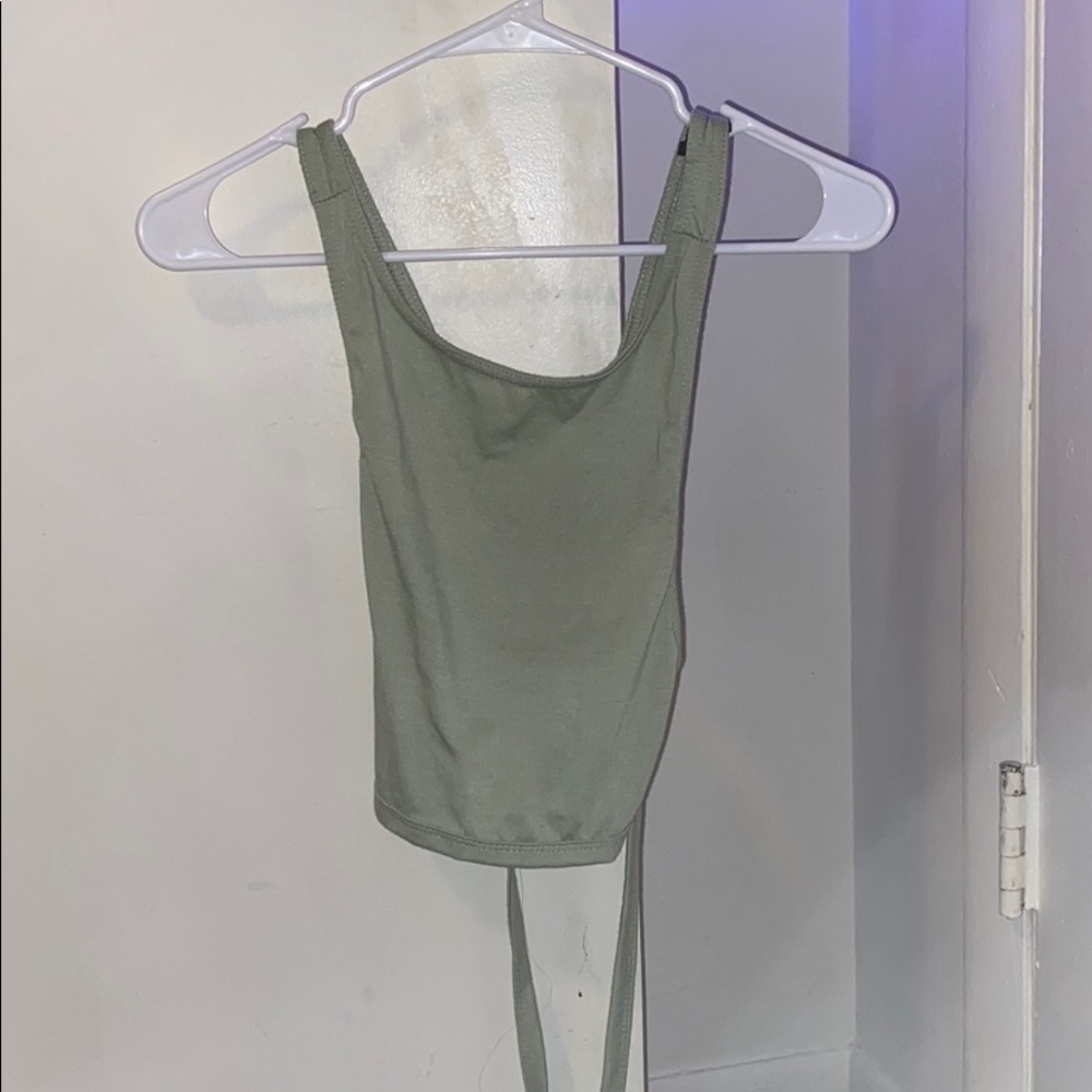 Twist back green crop top